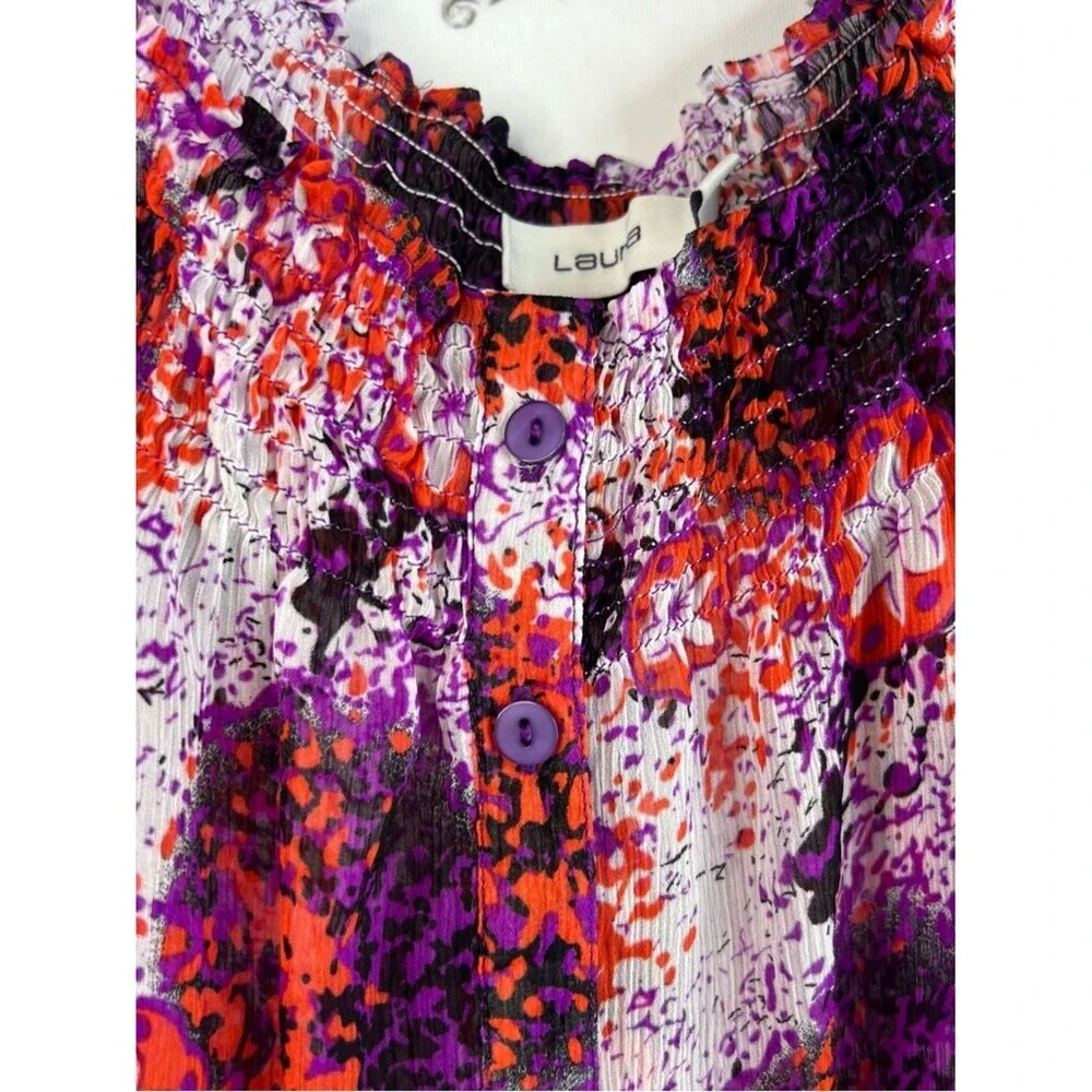 Laura blouse floral flowers Purple & Red Floral Button-Front Women's Blouse